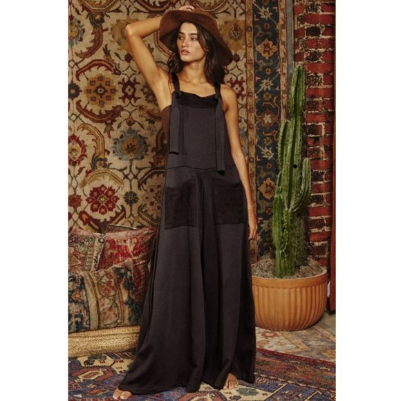 Bucket List FRENCH TERRY SLOUCHY OVERALL JUMPSUIT in Black - Picture 2 of 3